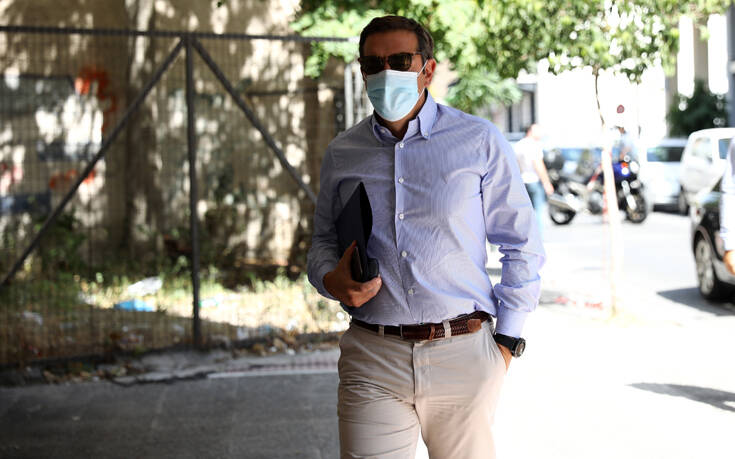 Για διαστρέβλωση των θέσεων του ΣΥΡΙΖΑ όσον αφορά τους εμβολιασμούς θα κατηγορήσει ο Τσίπρας τον πρωθυπουργό