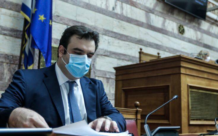 Πιερρακάκης: Απλοποιείται η διαδικασία μεταβίβασης ακινήτων – Αρκεί μια επίσκεψη στον συμβολαιογράφο