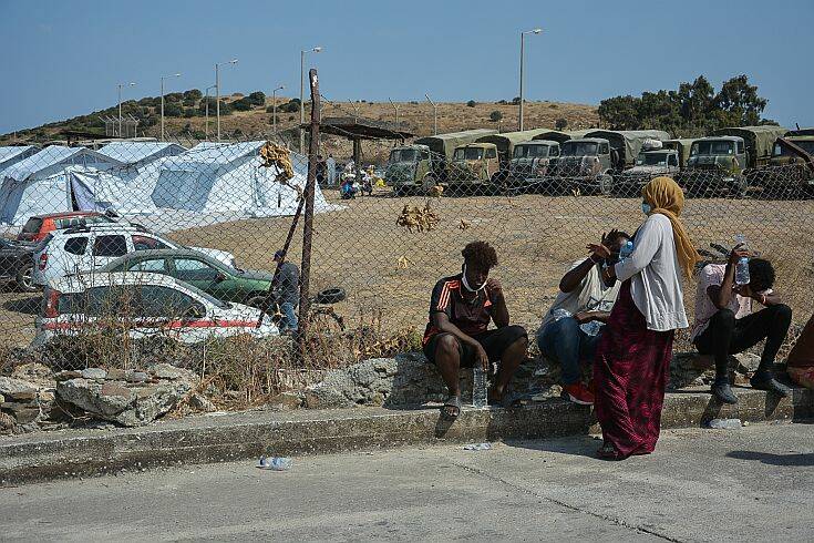 Μυτιλήνη: Ξεκίνησε η εγκατάσταση προσφύγων και μεταναστών στον νέο καταυλισμό προσωρινής διαμονής