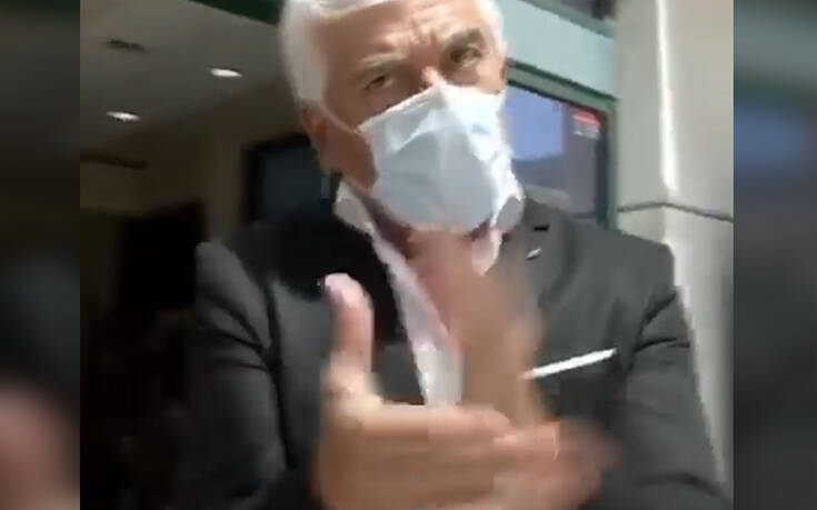 «Φοράτε μάσκες γιατί θα σας πετσοκόψω»: Το απίθανο σποτάκι του Δήμου Ηλιούπολης με πρωταγωνιστή τον Γιώργο Γιαννόπουλο