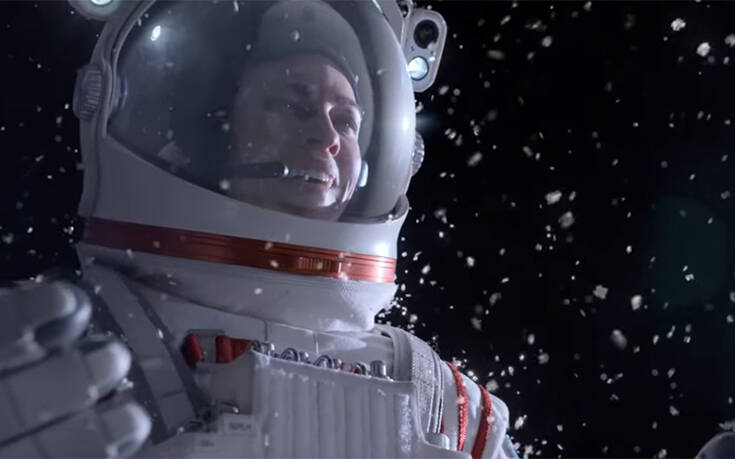 Away: Η νέα σειρά του Netflix με την Χίλαρι Σουάνκ σε ρόλο αστροναύτη