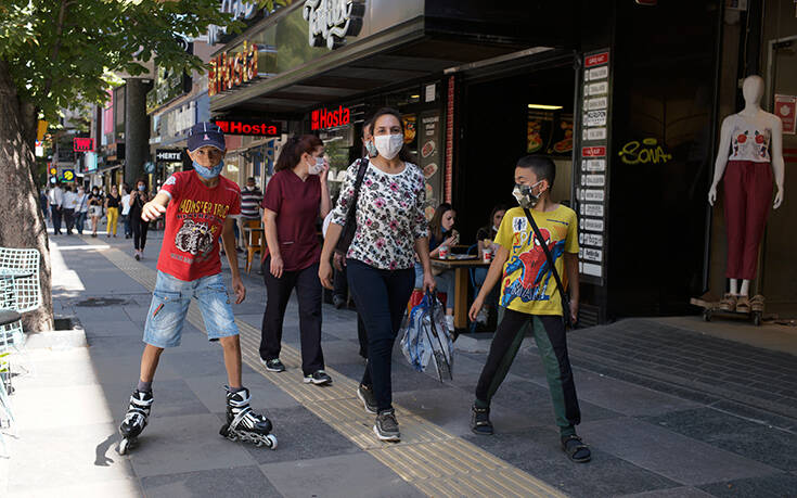 Μόνο οι μαθητές των μικρότερων τάξεων θα πάνε στα σχολεία της Τουρκίας