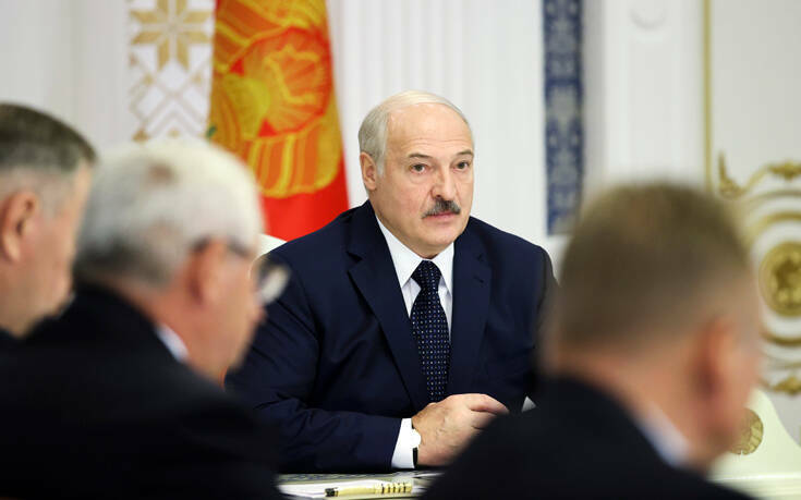 Η ΕΕ δεν αναγνωρίζει τον Λουκανσέκο ως πρόεδρο της Λευκορωσίας και ετοιμάζει κυρώσεις