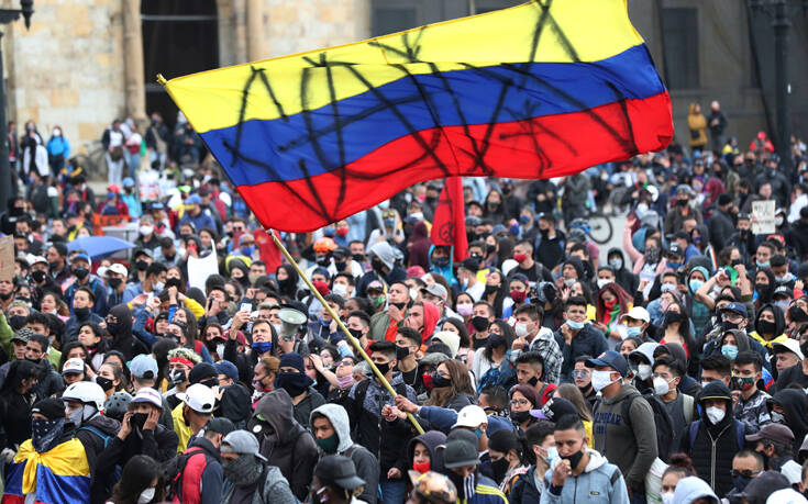 Και πάλι στους δρόμους οι αντικυβερνητικοί διαδηλωτές στην Κολομβία