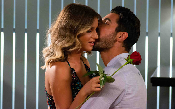 The Bachelor: Παναγιώτης και Αναστασία ήρθαν πολύ κοντά