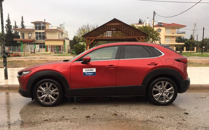 Οδηγούμε το Mazda CX-30 SkyActiv-D 116 AT