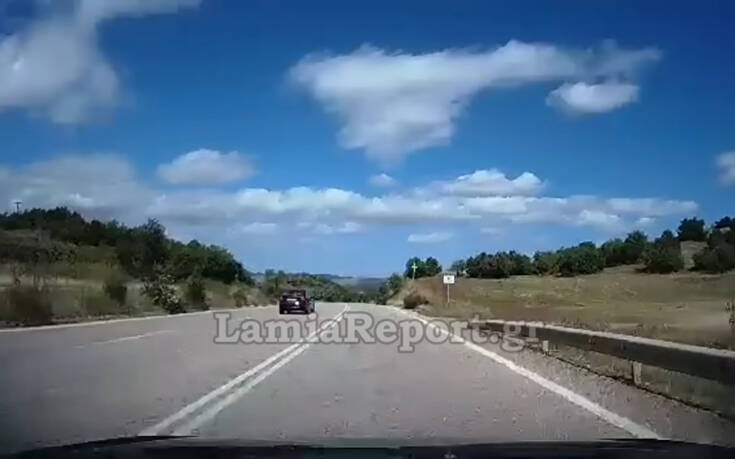 Τρόμος στον δρόμο Λαμίας – Δομοκού: Οδηγούσε στο αντίθετο ρεύμα, παραλίγο να τρακάρει με πέντε ΙΧ