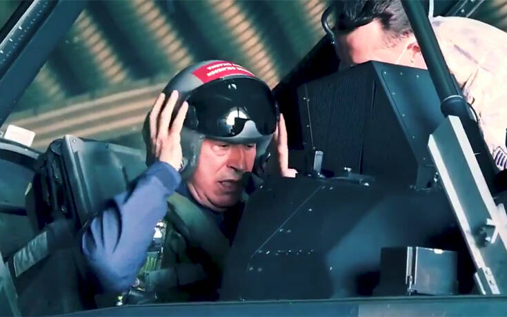 Νέο σόου Ακάρ: Πέταξε με F-16 &#8211; «Κυνηγάμε ξεκάθαρα τα συμφέροντά μας στην Ανατολική Μεσόγειο»