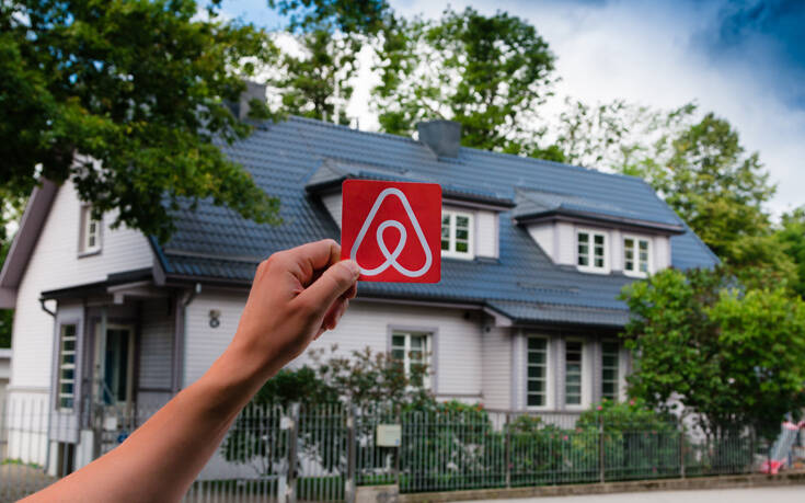 Σάλος με οικοδεσπότες στο Airbnb: Απαγορεύεται να μείνεις αν ζυγίζεις πάνω από 100 κιλά