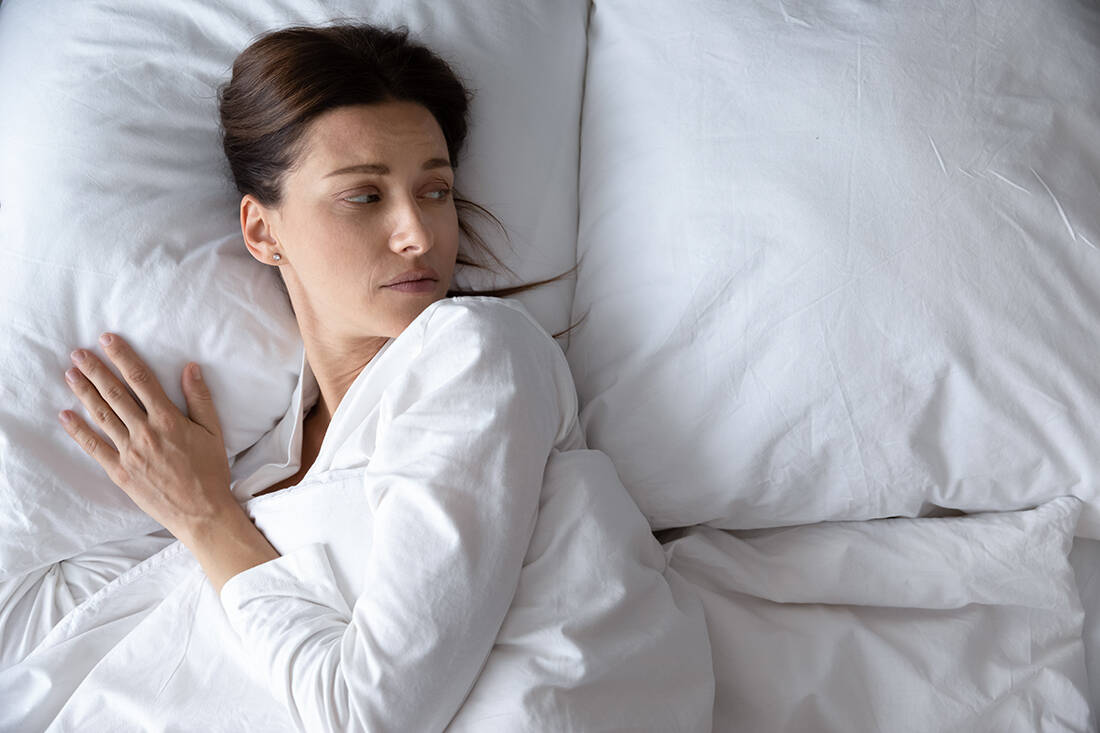 «Διαζύγιο Ύπνου»: Η νέα τάση που έγινε μόδα και λειτουργεί ευεργετικά για τις σχέσεις