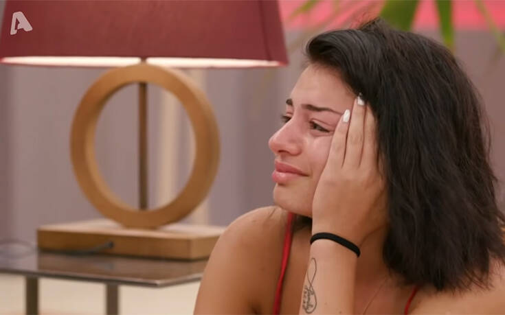 The Bachelor: Συγκινεί η Αντζελίνα με την εξομολόγηση της – «Γιατί γεννήθηκα Αλβανίδα;»