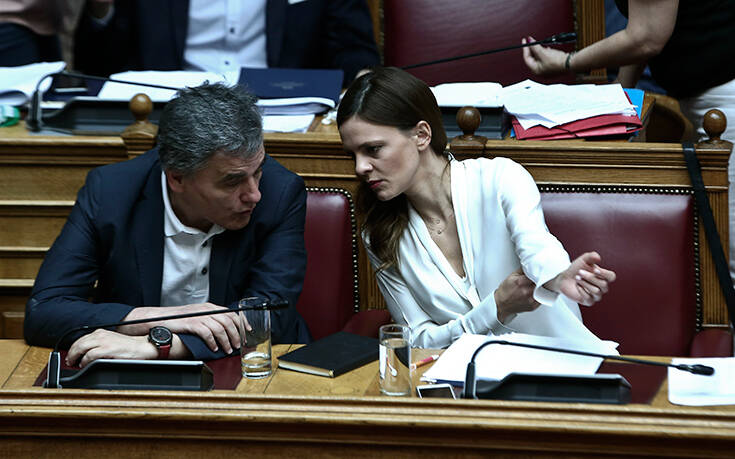 Τσακαλώτος – Αχτσιόγλου για το προσχέδιο προϋπολογισμού: Ανεδαφικές προβλέψεις που προμηνύουν νέα μνημόνια