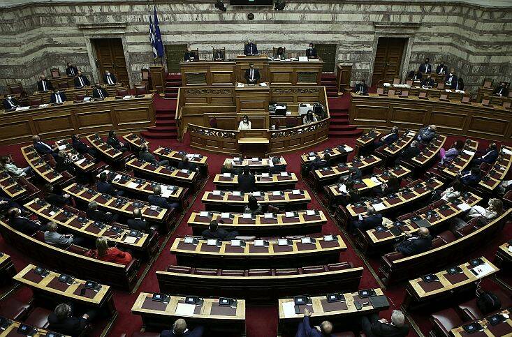 158 βουλευτές ψήφισαν κατά της πρότασης δυσπιστίας του υπουργού Οικονομικών Χρήστου Σταϊκούρα