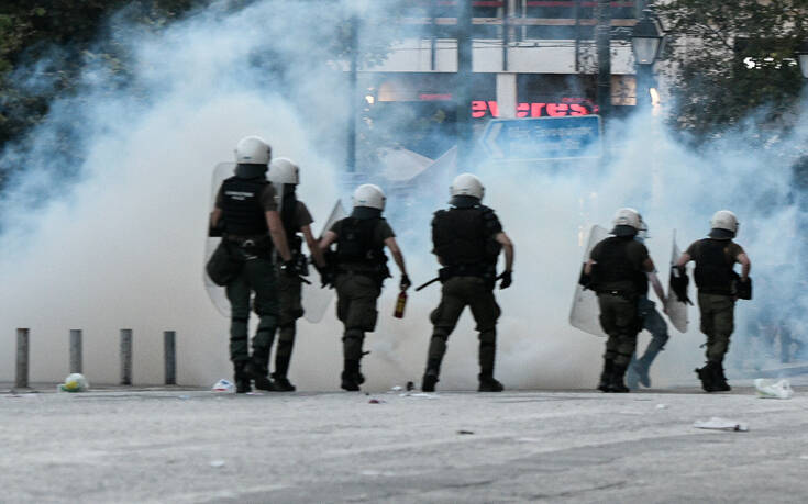 Βγαίνουν στους δρόμους άνδρες των ΜΑΤ με κάμερες