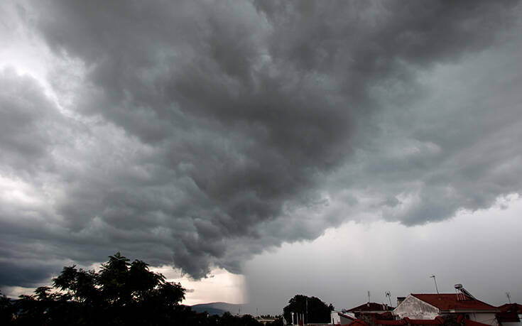 Καιρός: Επιδείνωση με βροχές, καταιγίδες και χαλαζοπτώσεις &#8211; Σε ισχύ το έκτακτο δελτίο