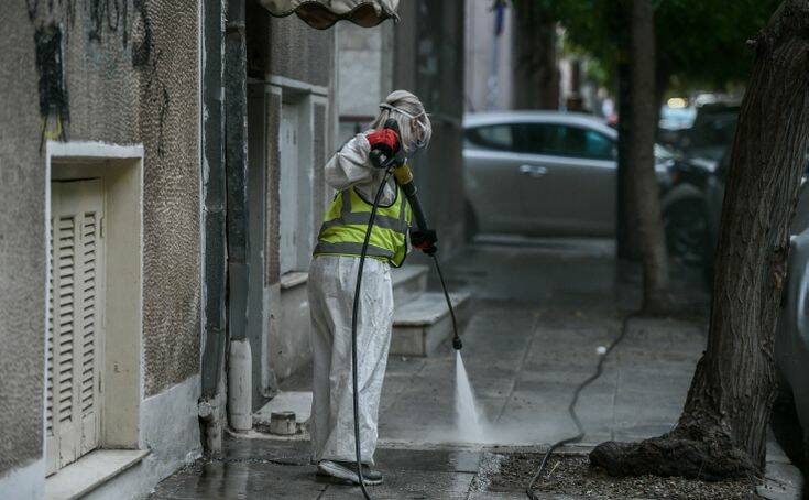 Σκύδρα: Μαζικές απολυμάνσεις και κλειστή η λαϊκή μετά τα 114 κρούσματα σε κονσερβοποιία