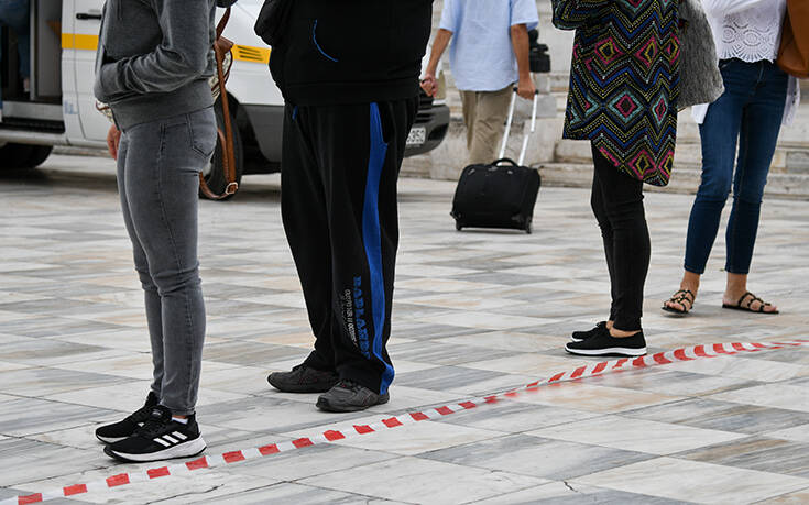 Κορονοϊός: 800κρούσματα σήμερα 9/1 – 32 νέοι θάνατοι, στους 362 οι διασωληνωμένοι