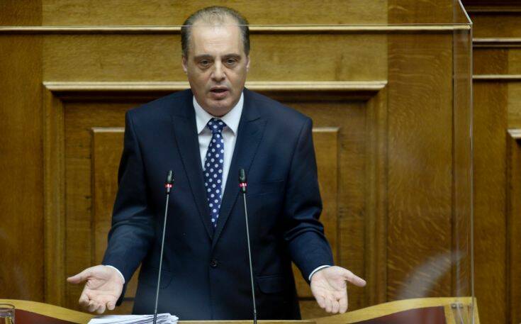Να αυτοκτονήσουν όσοι χρεοκόπησαν τη χώρα ζήτησε ο Κυριάκος Βελόπουλος μιλώντας στη Βουλή