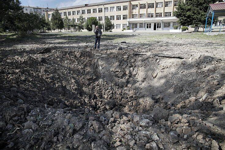 Ναγκόρνο Καραμπάχ: Βομβαρδισμοί στην πόλη Στεπανακέρτ παρά την εκεχειρία