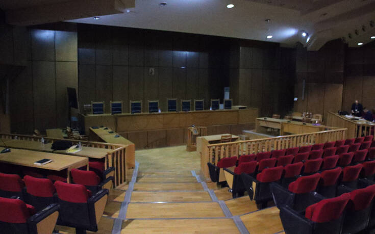 Κορονοϊός: Αντιδρούν οι δικαστικές Ενώσεις στην λειτουργία των δικαστηρίων