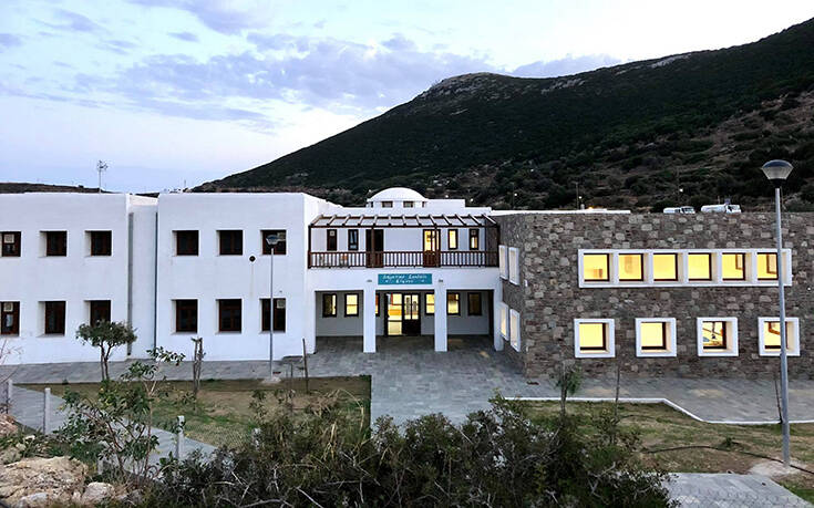 To Ίδρυμα Ευγενίδου εξοπλίζει και αναβαθμίζει τεχνολογικά το Δημοτικό Σχολείο Σίφνου