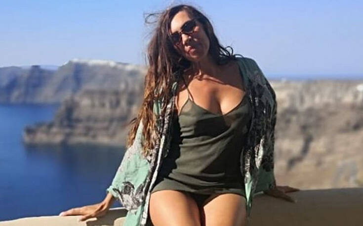 Η Μάγκυ Χαραλαμπίδου ποζάρει με τα σέξι εσώρουχά της και «τρελαίνει» το Instagram