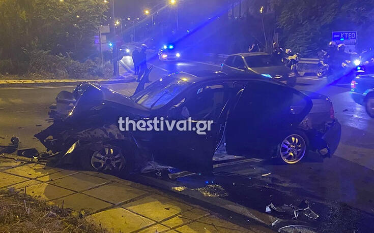 Κινηματογραφική καταδίωξη κλεμμένου αυτοκινήτου στη Θεσσαλονίκη: Ο οδηγός τράκαρε και τραυματίστηκε σοβαρά