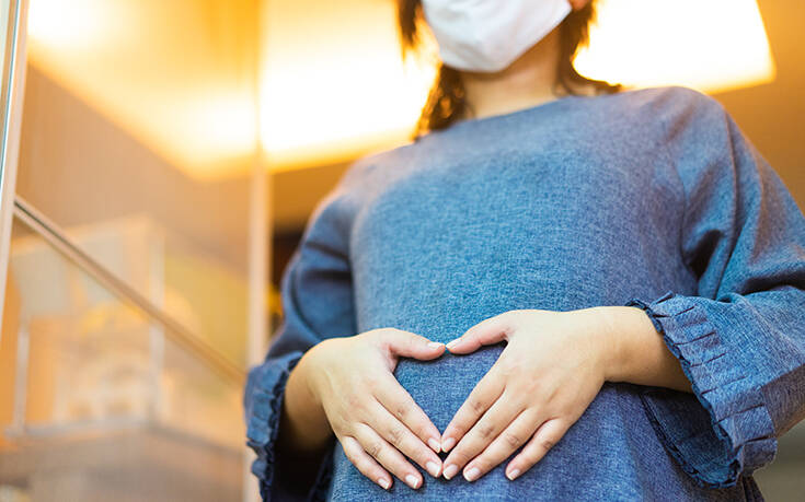Πόσο ασφαλή είναι τα εμβόλια κατά του κορονοϊού για τις εγκύους;