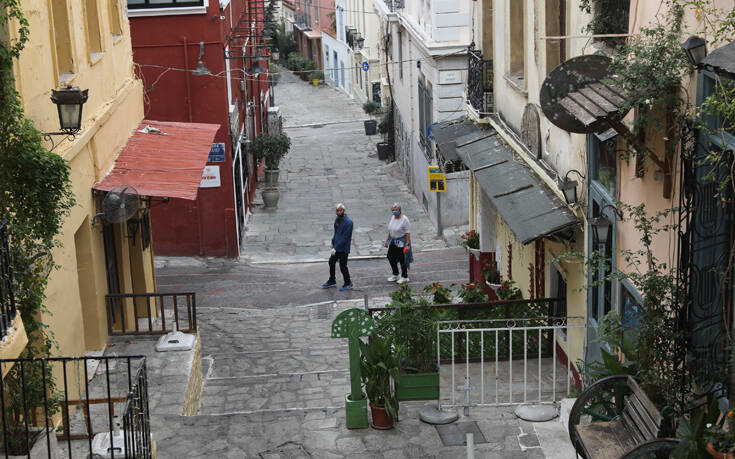 Τρομακτική πρόβλεψη για τα σημερινά κρούσματα από τον πρόεδρο του ΕΟΔΥ: Είναι πιθανό να είναι 2.000