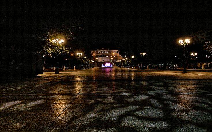 Lockdown: Σε ισχύ τα νέα μέτρα για περιορισμό κυκλοφορίας – Οι κωδικοί μετακίνησης που «κόβονται» μετά τις 21:00