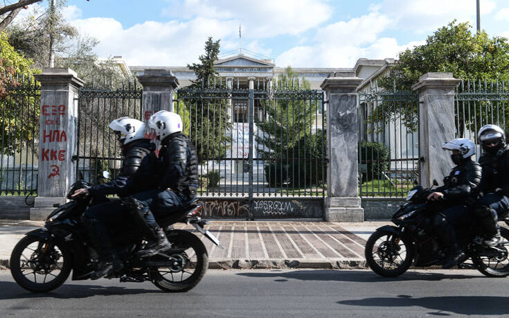 Πώς θα αποτρέψει η ΕΛ.ΑΣ την πορεία για το Πολυτεχνείο &#8211; Επί ποδός 4.000 αστυνομικοί