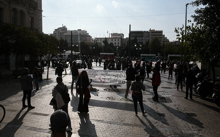 Απαγόρευση συναθροίσεων: Η απόφαση της ΕΛ.ΑΣ. και οι διευκρινίσεις Οικονόμου