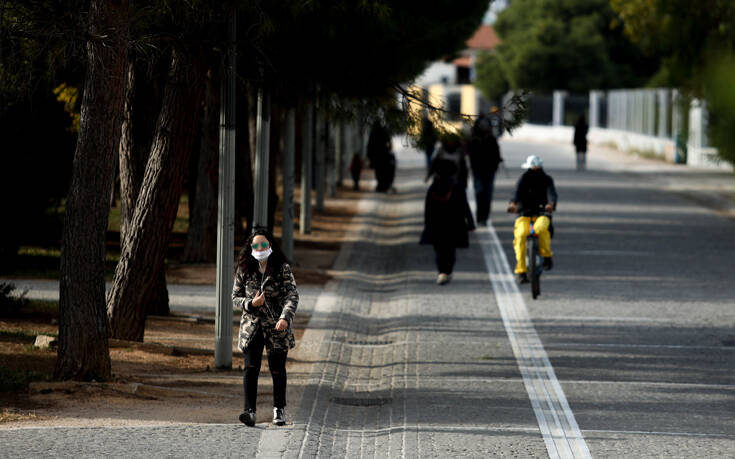 Προειδοποίηση ΠΟΥ στις χώρες που πέφτουν τα κρούσματα: Παραμείνετε σε επαγρύπνηση