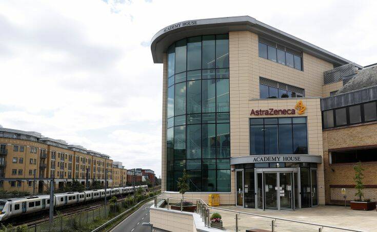 Εμβόλιο AstraZeneca – Οξφόρδης: «Οπωσδήποτε πριν από τα Χριστούγεννα θα έχουν γίνει γνωστά τα αποτελέσματα από τις δοκιμές τελικού σταδίου»