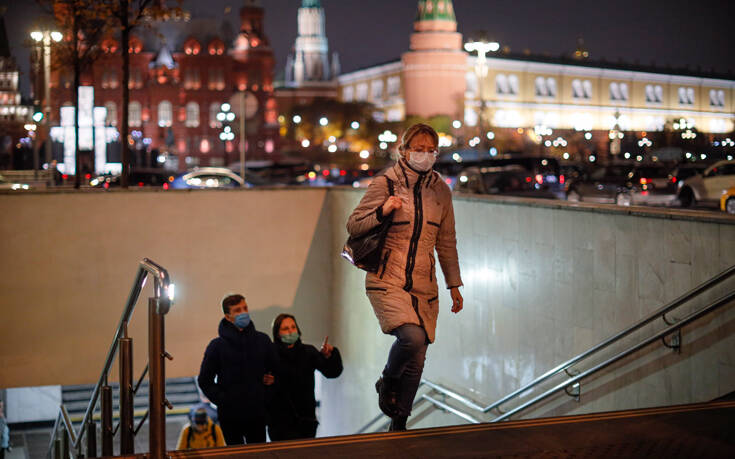 Πάνω από 19.000 τα νέα κρούσματα κορονοϊού στη Ρωσία &#8211; Τρίτη ημέρα με αριθμό ρεκόρ στην Ουκρανία