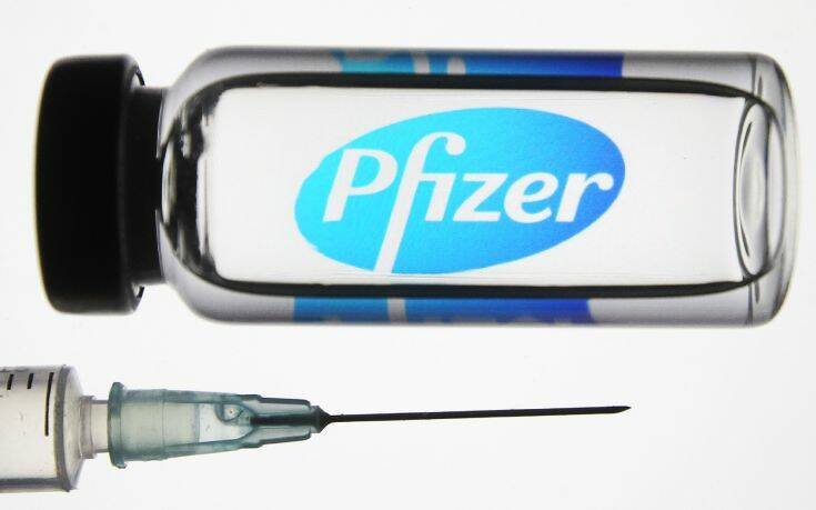 Η Pfizer αποσύρει την αίτηση για έγκριση του εμβολίου της στην Ινδία