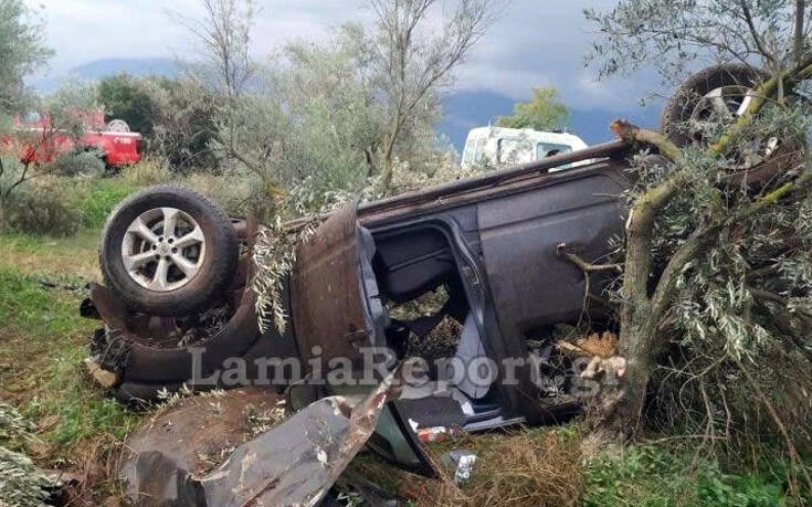 Κάτω Τιθορέα: Σοβαρό το τροχαίο με αγροτικό να ανατρέπεται &#8211; Τραυματίας ο οδηγός