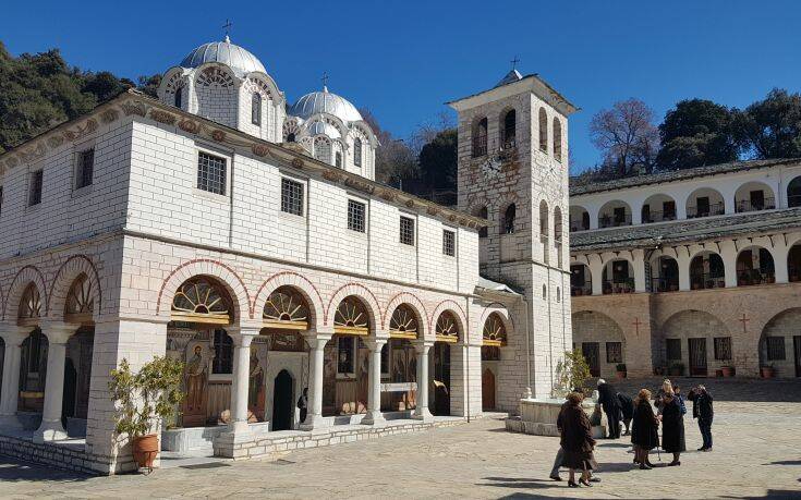 Σπάνιο κλεμμένο ιστορικό κειμήλιο του 10ου αιώνα επιστρέφει στην ιερά μονή Εικοσιφοίνισσας