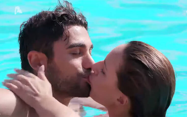 The Bachelor: Το pool party θα ανάψει και άλλες φωτιές