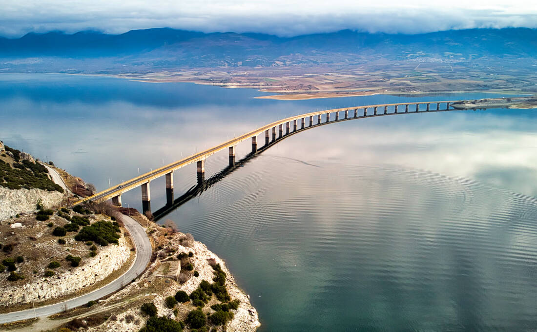 Η γέφυρα των ερωτευμένων βρίσκεται την Κοζάνη