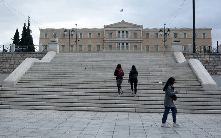 Παράταση lockdown έως τέλος Ιανουαρίου και τοπικά κλεισίματα &#8211; Σήμα κινδύνου για τα ρεβεγιόν