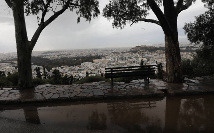 Βροχερό Σαββατοκύριακο στις περισσότερες περιοχές της χώρας