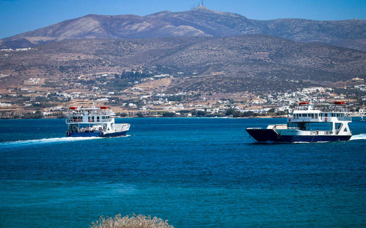 Πώς συνέβη η τραγωδία στην Αντίπαρο: Τρεις νεκροί από πτώση αυτοκινήτου στο λιμάνι