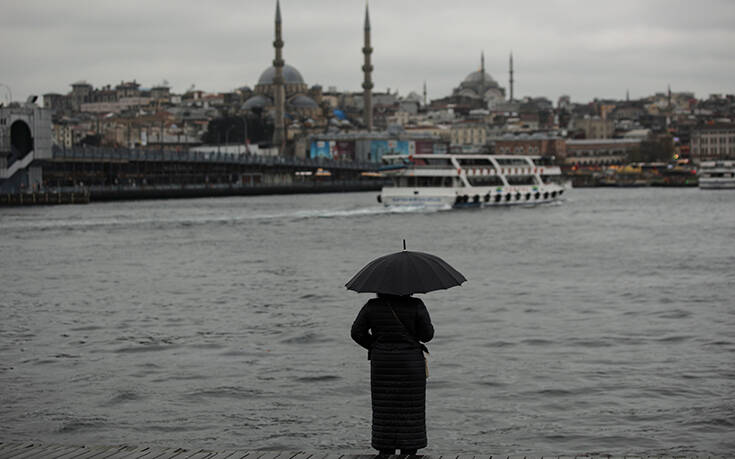 Ακόμη ένα αρνητικό ρεκόρ με θανάτους από κορονοϊό στην Τουρκία: 243 οι νέοι νεκροί