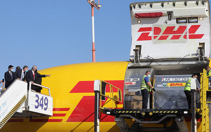 Η DHL ξεκίνησε την παγκόσμια μεταφορά του εμβολίου κατά του Covid-19