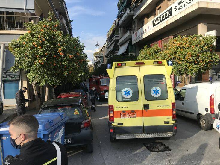 Έκρηξη σε διαμέρισμα στη Λιοσίων – Τραυματίστηκε ηλικιωμένη