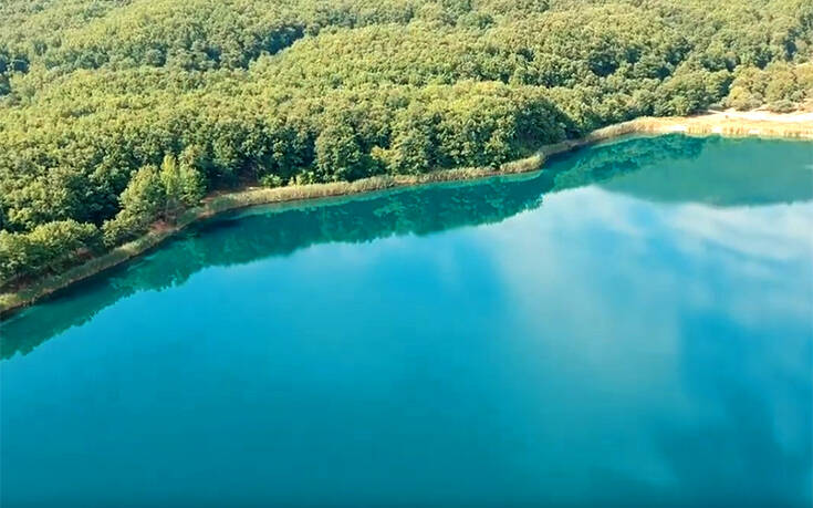 Η μικρή λίμνη των θρύλων στην Ήπειρο