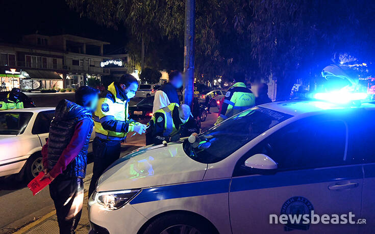Lockdown στον Ασπρόπυργο: Έπεσαν τα πρώτα πρόστιμα για την απαγόρευση κυκλοφορίας – Έλεγχοι σε αυτοκίνητα, φορτηγά και λεωφορεία