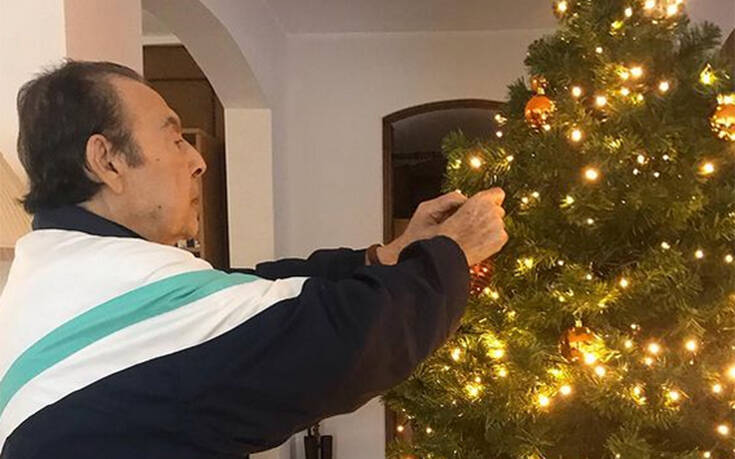 Τόλης Βοσκόπουλος: Δε νοσώ από κορονοϊό ή οτιδήποτε άλλο