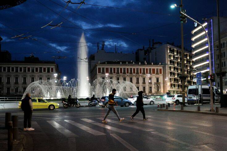 Κυβερνητικοί κύκλοι: Δεν έχουν βάση τα σενάρια για παράταση του lockdown έως τις 25 Απριλίου